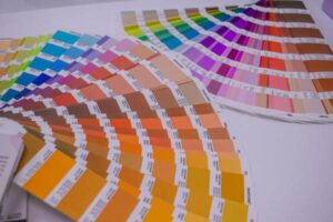 Seasonal Color Analysis: A Beginner’s Guide to Finding Your Palette